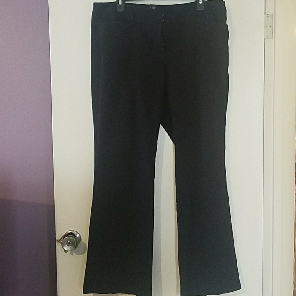 NY&CO 14 bootcut black work pant #1